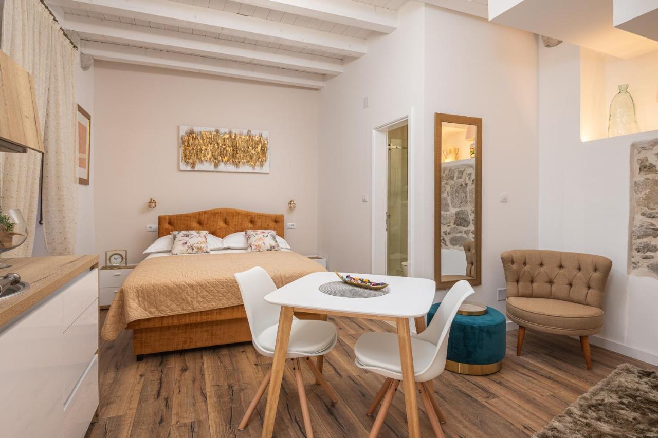 Apartments Villa Agava 챠브타트 객실 사진