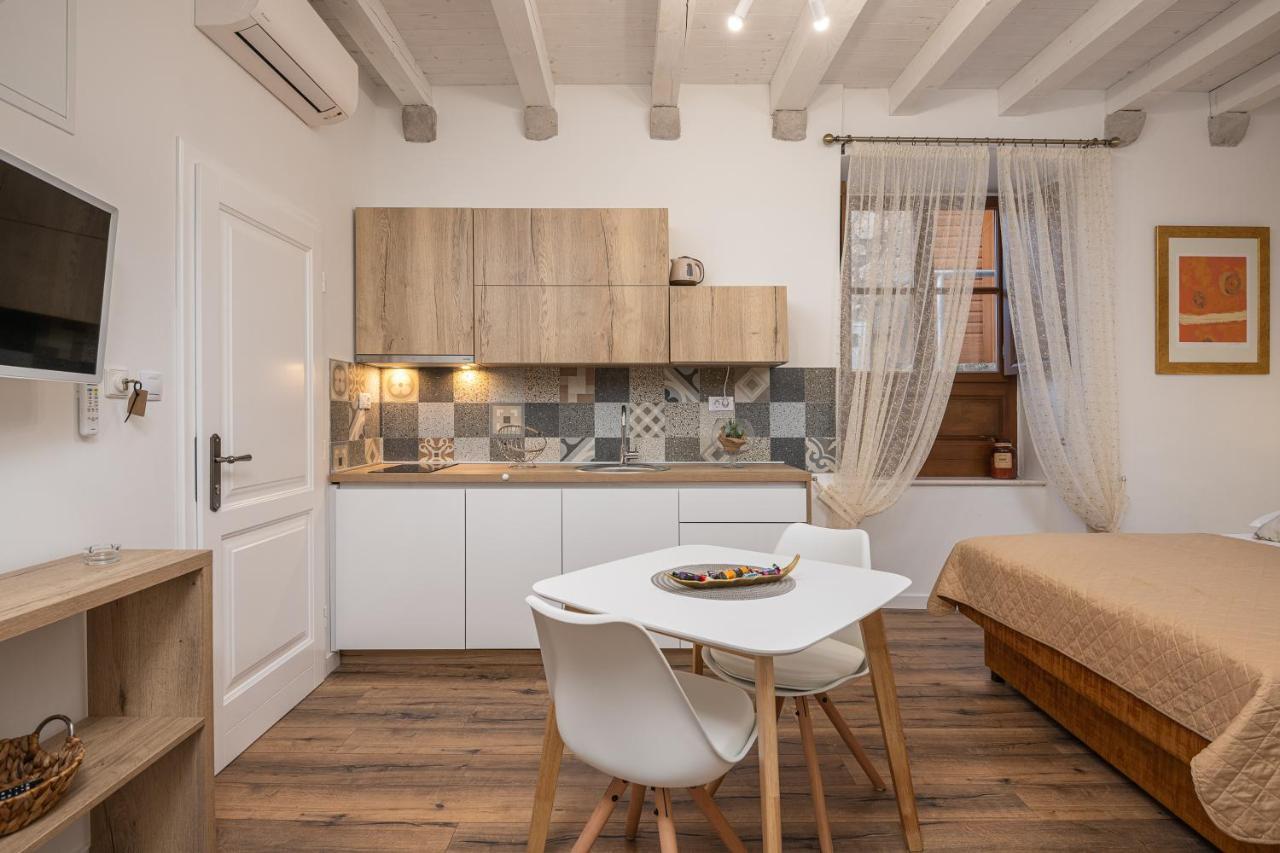Apartments Villa Agava 챠브타트 외부 사진