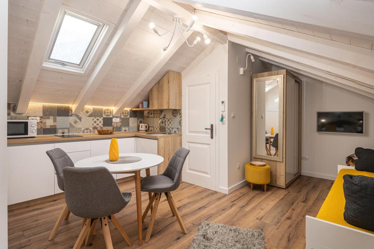Apartments Villa Agava 챠브타트 외부 사진