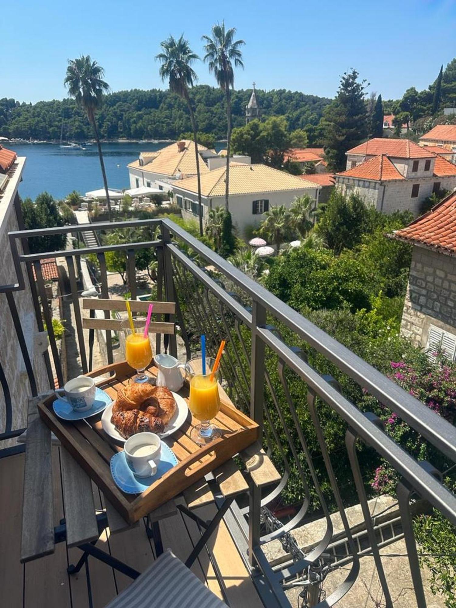 Apartments Villa Agava 챠브타트 외부 사진