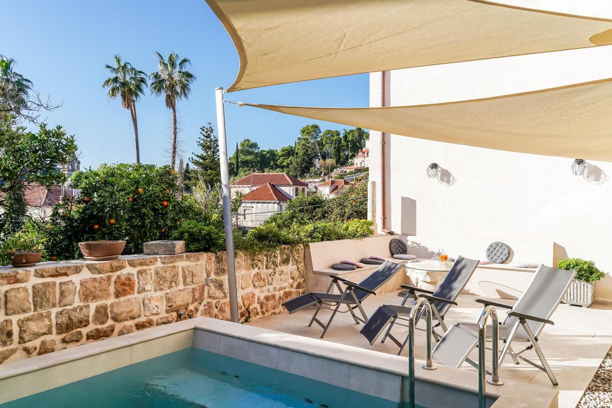 Apartments Villa Agava 챠브타트 객실 사진
