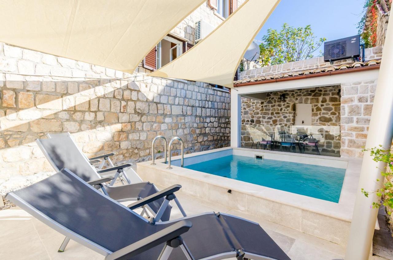 Apartments Villa Agava 챠브타트 객실 사진